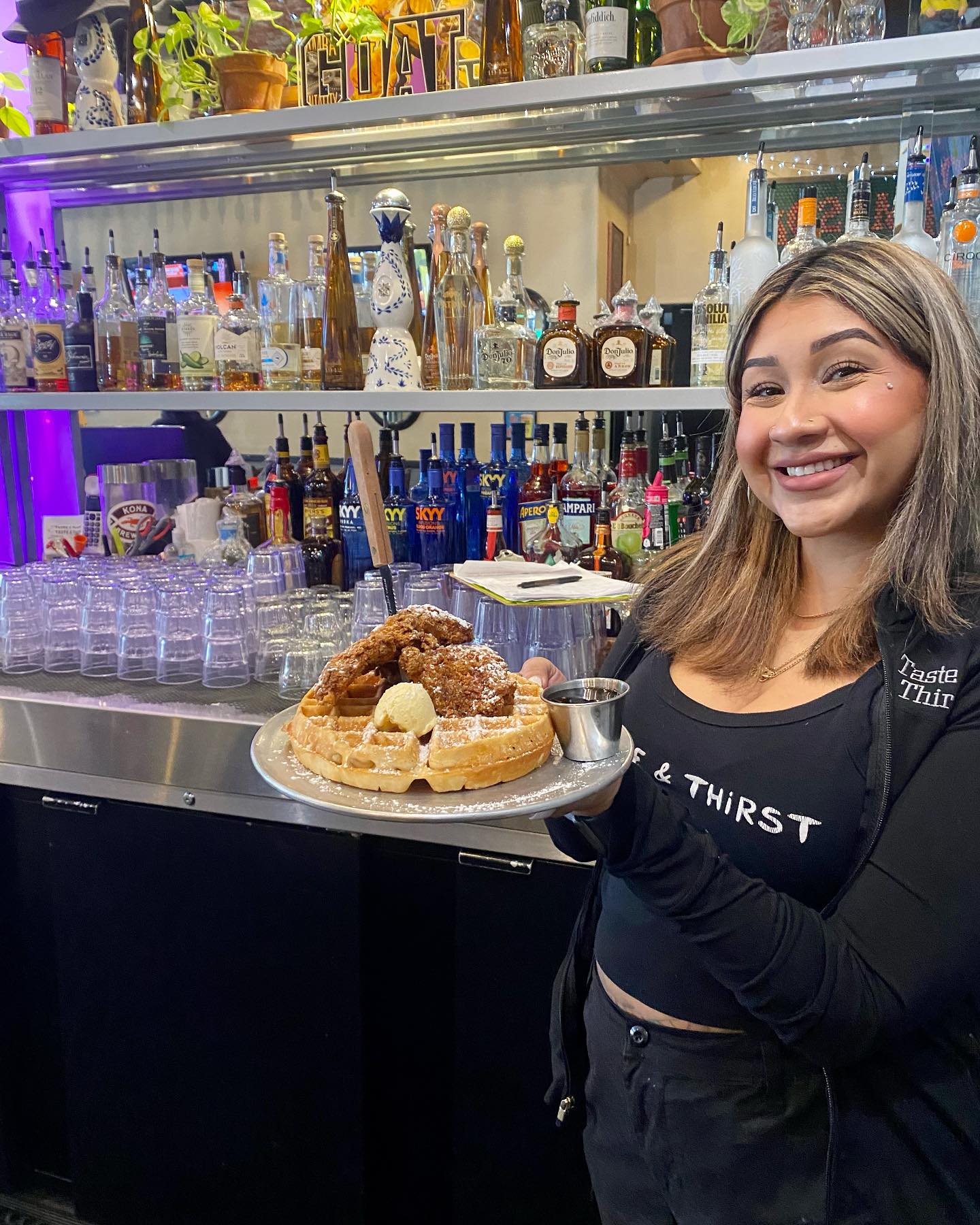 Diners at Taste and Thirst enjoying a lively evening